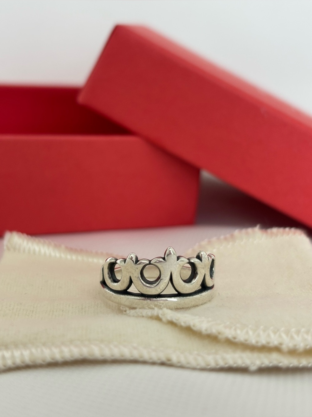 James Avery | Retired Sterling Silver Tiara Crown ring